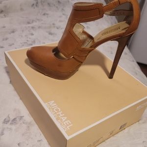 Michael kors heels
